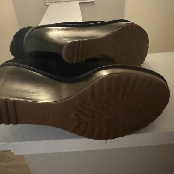 UGG Black Ankle Booties with Buckle - Picture 2 of 3